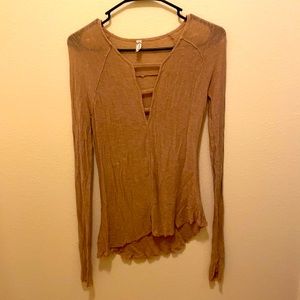 Long sleeved Light brown